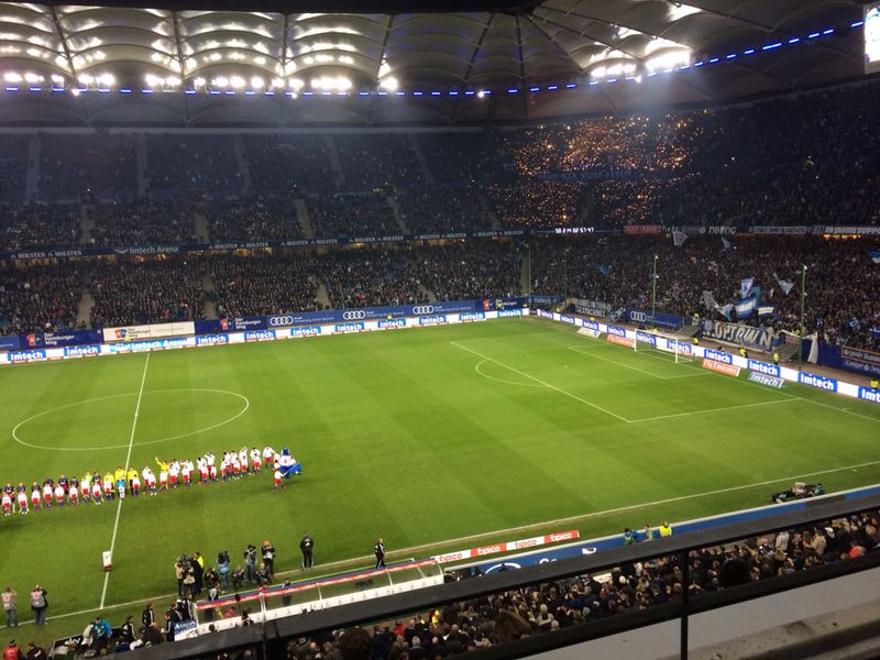 Am 26. März trafen der HSV und der SC Freiburg aufeinander. Sportjournalistikstudierende der Hamburg Am 26. März trafen der HSV und der SC Freiburg aufeinander. Sportjournalistikstudierende der Hamburg