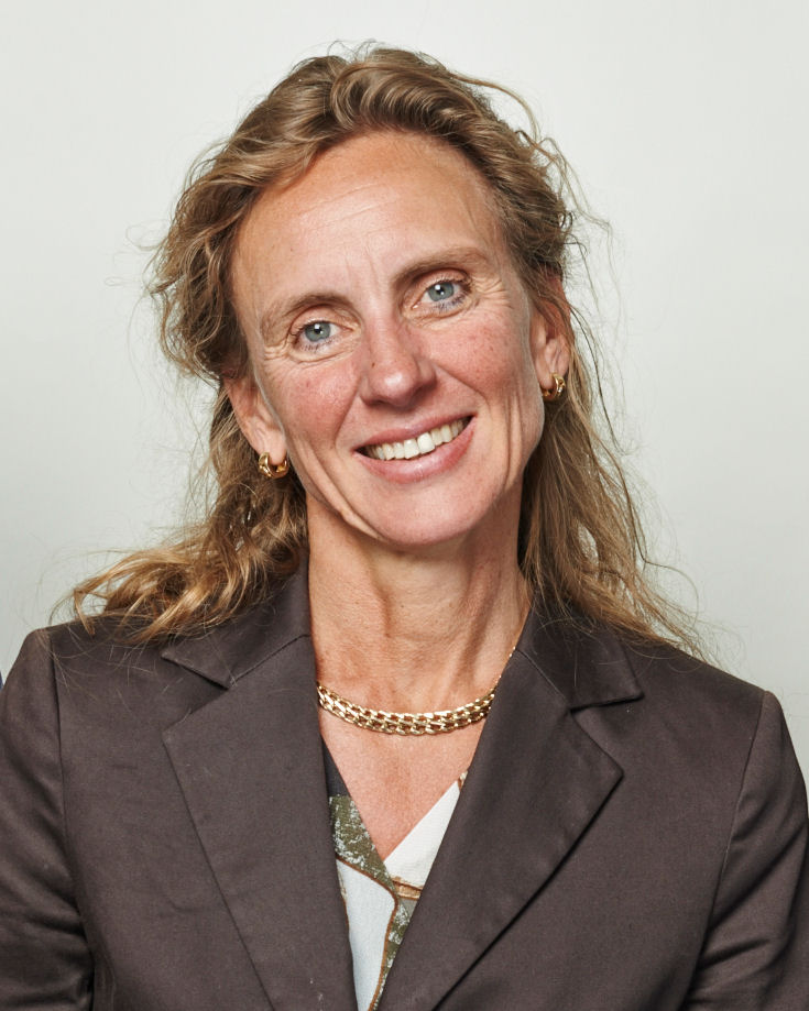 Dr. Christine Lötters Dr. Christine Lötters