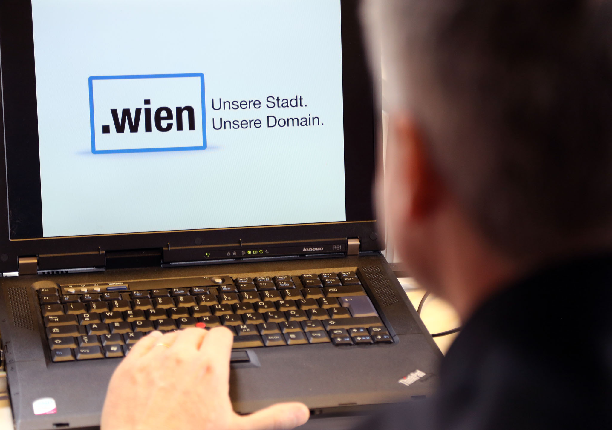 Wien-Domains werden bei lokalen Suchanfragen von Google&Co. vor anderen Domains plaziert Wien-Domains werden bei lokalen Suchanfragen von Google&Co. vor anderen Domains plaziert