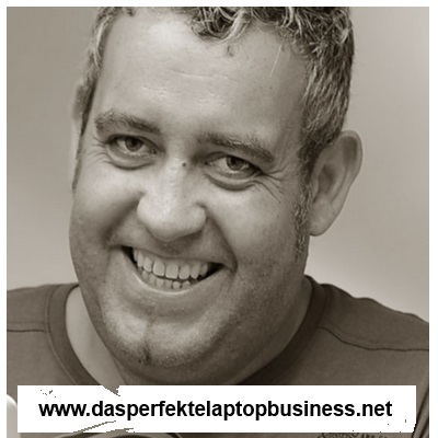 Das perfekte Laptop Business von Ralf Schmitz beschreibt eine Strategie, für einen weltweiten Verdie Das perfekte Laptop Business von Ralf Schmitz beschreibt eine Strategie, für einen weltweiten Verdie