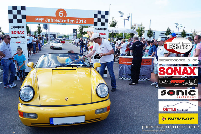 Großes Treffen für Porschefahrer in Böblingen.