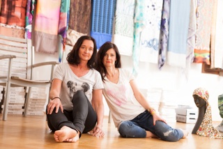 Eva Gotz und Ursula Baur in ihrem Atelier Eva Gotz und Ursula Baur in ihrem Atelier