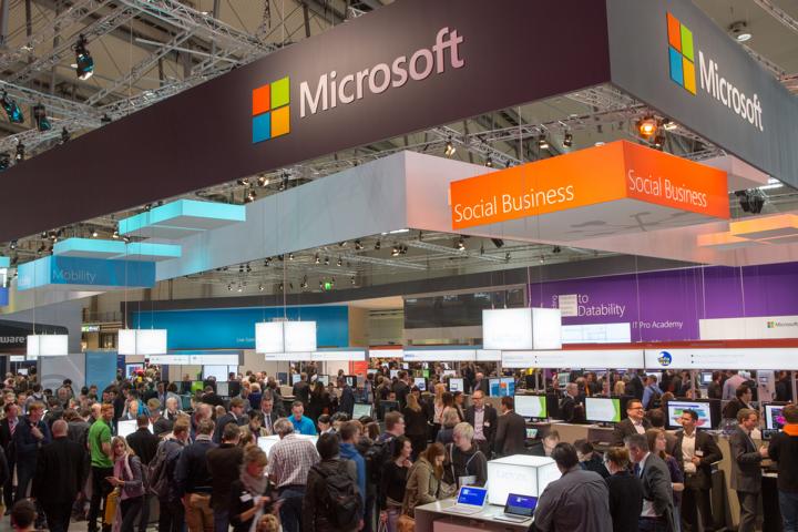 Microsoft-Stand auf der CeBIT 2014 (Fotos: Alex Schelbert) Microsoft-Stand auf der CeBIT 2014 (Fotos: Alex Schelbert)