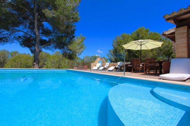 Ferienhaus und Fincavermietung auf Mallorca und Luxus-Gruppenfincas Ferienhaus und Fincavermietung auf Mallorca und Luxus-Gruppenfincas