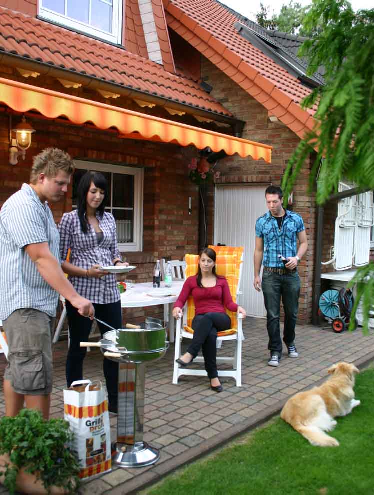 www.grillmeister.tips: Wer mit seiner Clique draußen grillt, trägt auch Verantwortung www.grillmeister.tips: Wer mit seiner Clique draußen grillt, trägt auch Verantwortung