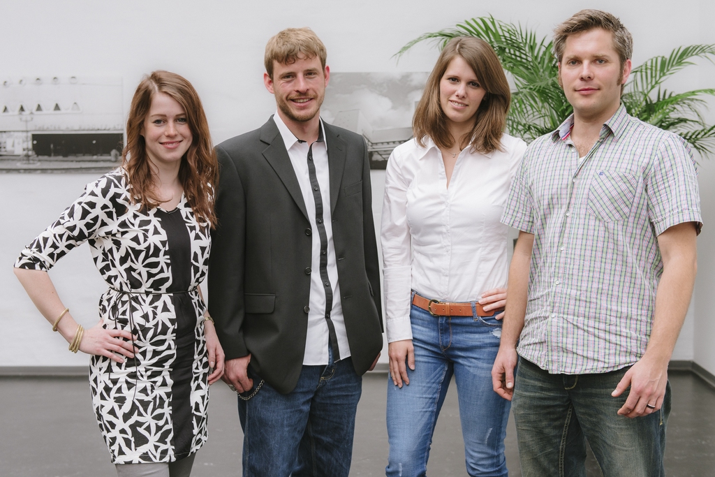 Verstärken das .dotkomm-Team: Sabrina Stöwer, Sebastian Stenzel, Jennifer Pusch, Tom Büscher (v.l.). Verstärken das .dotkomm-Team: Sabrina Stöwer, Sebastian Stenzel, Jennifer Pusch, Tom Büscher (v.l.).
