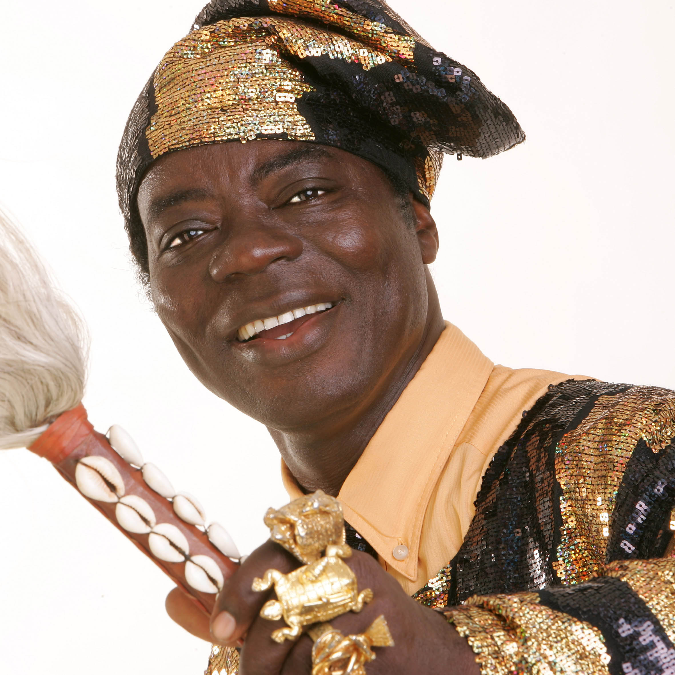 König Bansah ist mit dem WM-Hit Be the Best auf dem Weg in die Charts König Bansah ist mit dem WM-Hit Be the Best auf dem Weg in die Charts