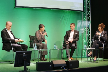 Die Expertenrunde auf der Veranstaltung der AOK PLUS, links im Bild Prof. Dr. Lothar Seiwert