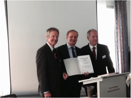GfA-Ehrenpräsident Helmut Clemm, Lothar Seiwert und GfA-Bundesvorsitzender Hans-Herbert Knigge v.l.