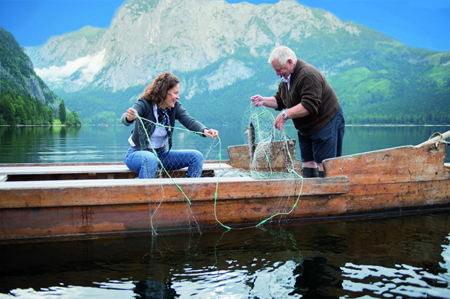 Eine traditionelle Plätte im Salzkammergut Eine traditionelle Plätte im Salzkammergut