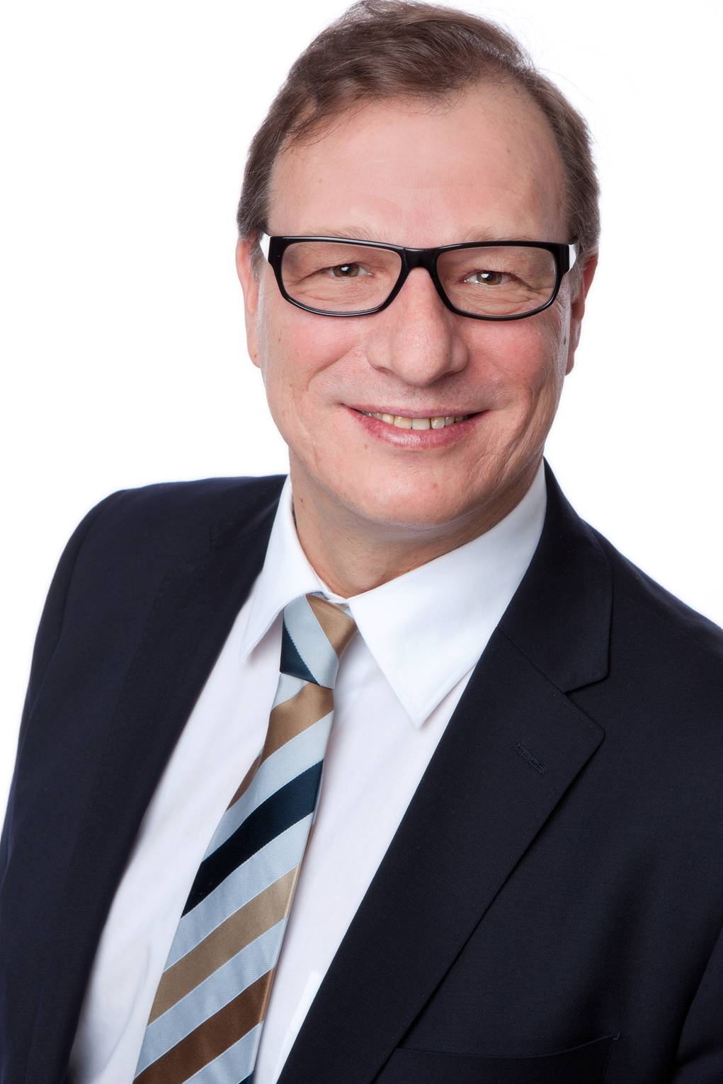 Nicolai Hübner, Geschäftsführer PELIA Gebäudesysteme GmbH Nicolai Hübner, Geschäftsführer PELIA Gebäudesysteme GmbH