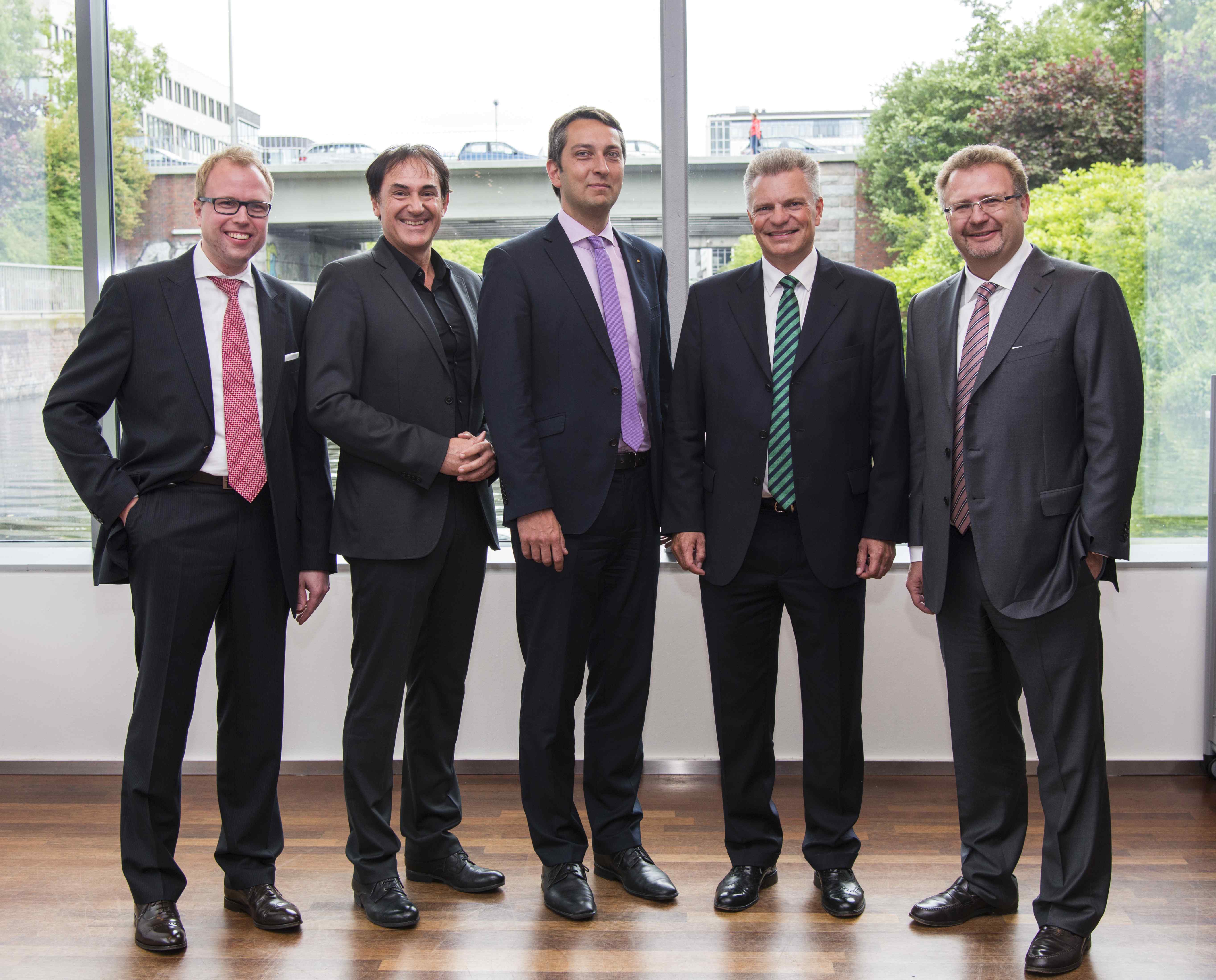 A. Hoberg, Dr. Szeliga, Dr.-Ing. Schlund, Prof. Dr.-Ing. Emmelmann, Prof. Herkommer v.l.n.r.