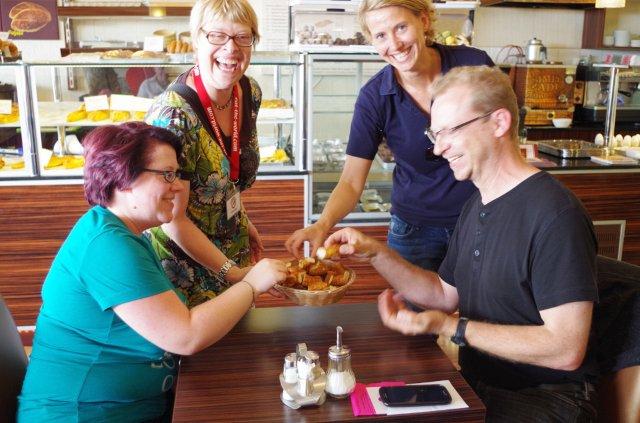 Kosten, wie ein Simit schmeckt. Foto: eat-the-world Kosten, wie ein Simit schmeckt. Foto: eat-the-world