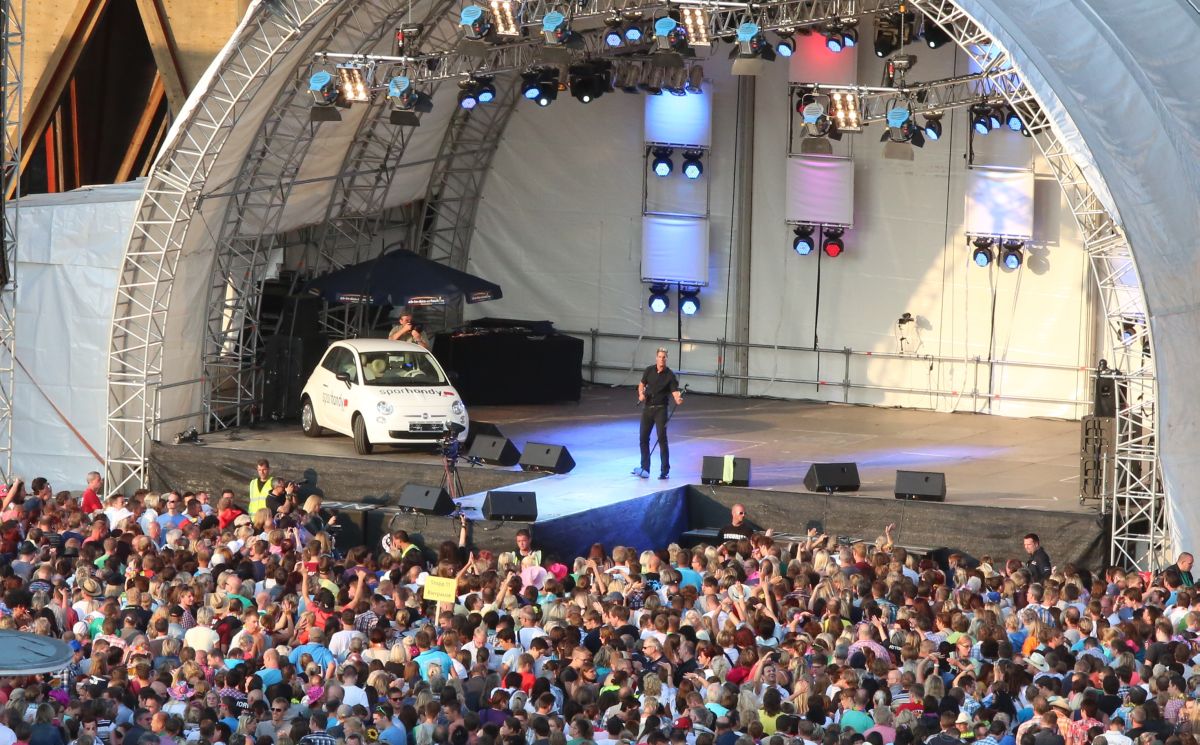 Sparhandy.de präsentiert das große Kölsch-Musik-Festival Colonia Olé Sparhandy.de präsentiert das große Kölsch-Musik-Festival Colonia Olé