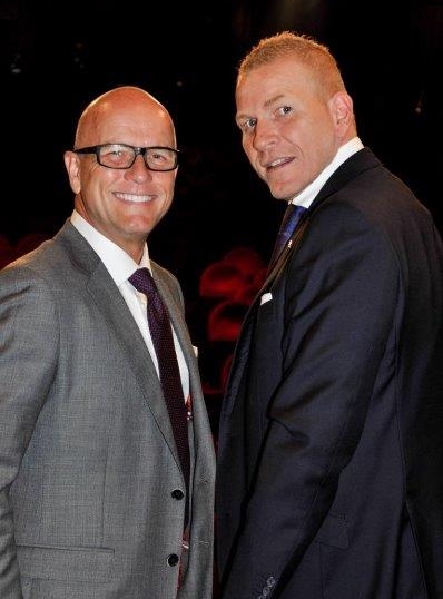 Freuen sichüber den Erfolg Ihres Kongresses: Die SALESLEADERS Andreas Buhr (links) und Martin Limbec Freuen sichüber den Erfolg Ihres Kongresses: Die SALESLEADERS Andreas Buhr (links) und Martin Limbec