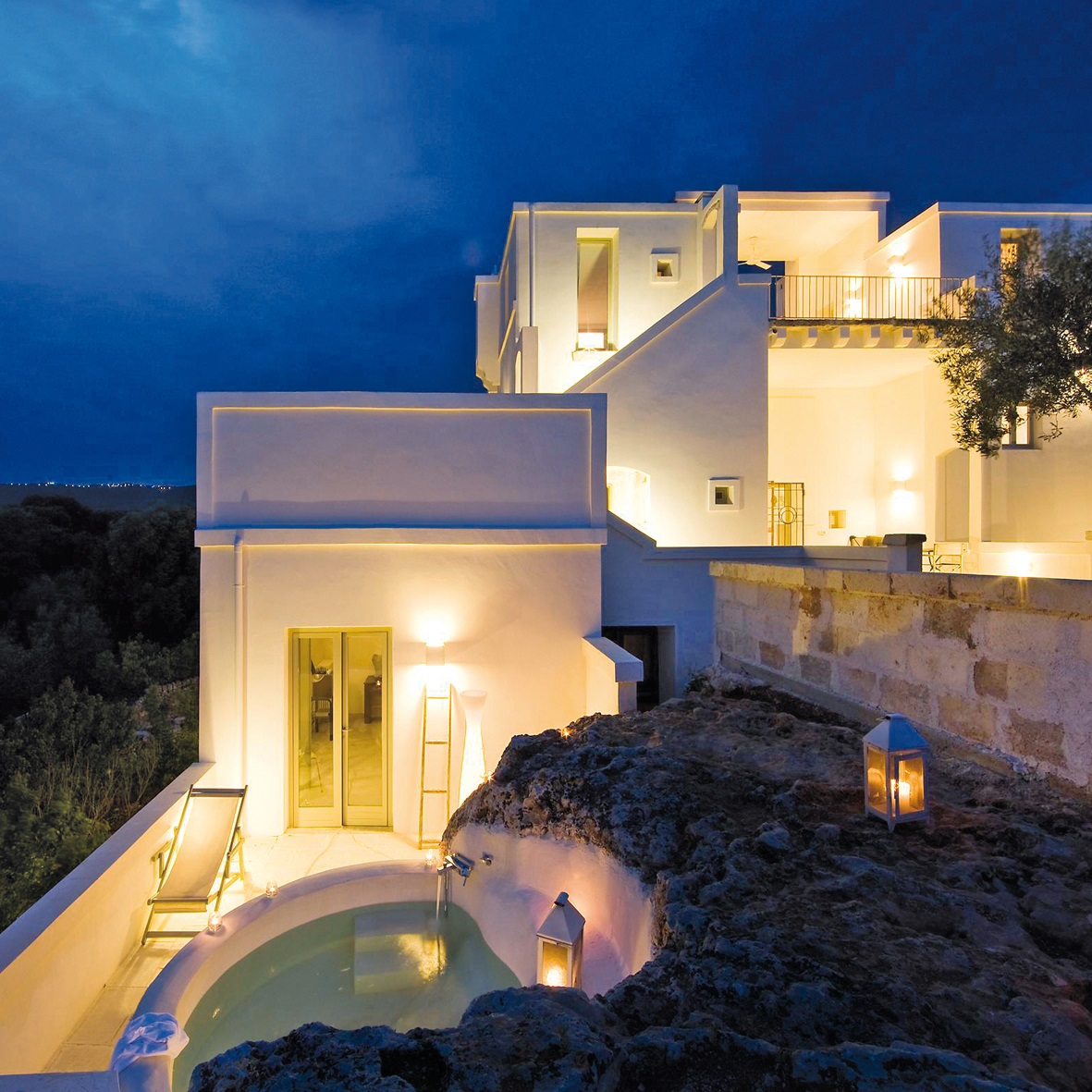 Die Masseria Alchimia am Abend Die Masseria Alchimia am Abend