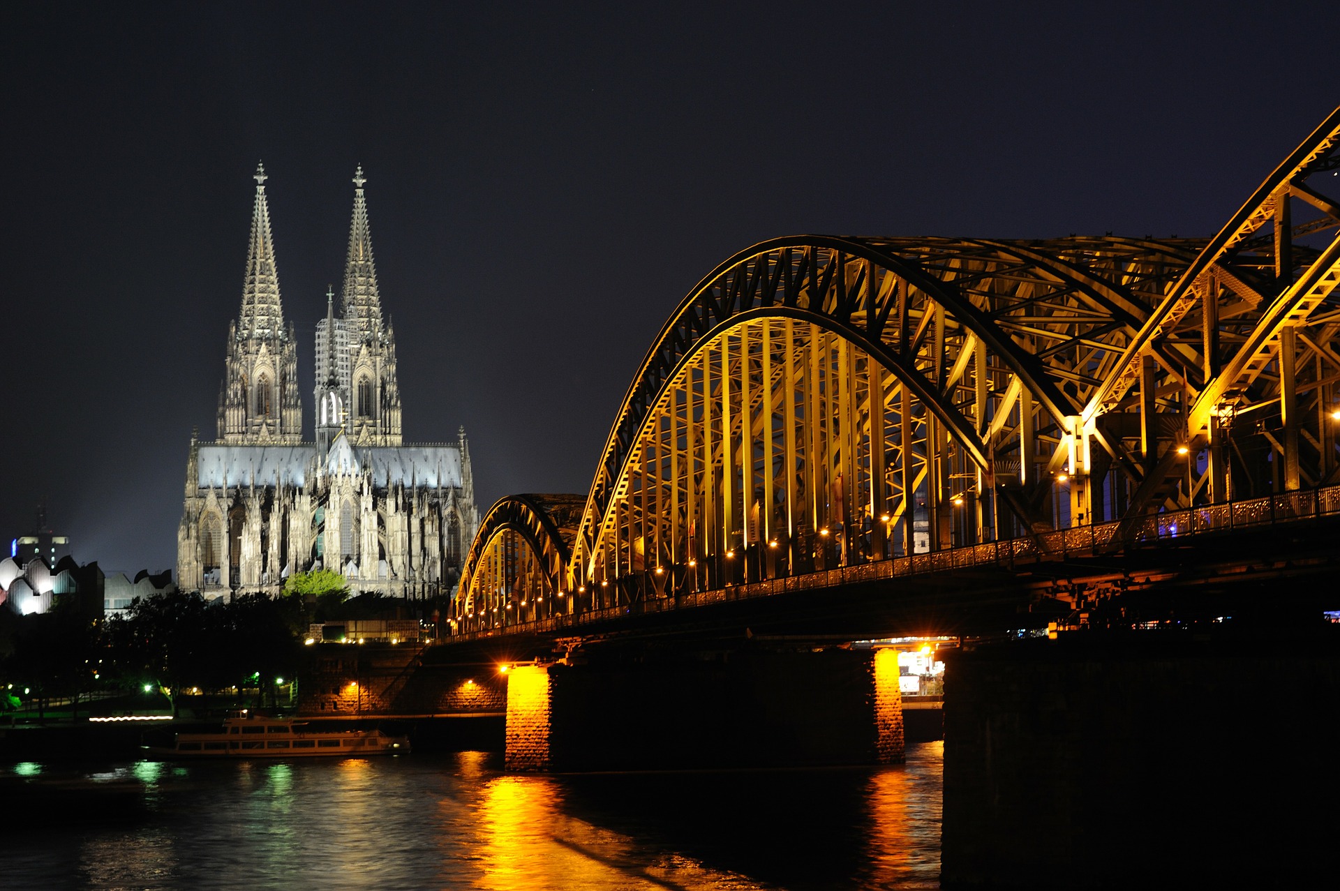 Kölner Vereine können Koeln-Domains kostenlos erhalten Kölner Vereine können Koeln-Domains kostenlos erhalten