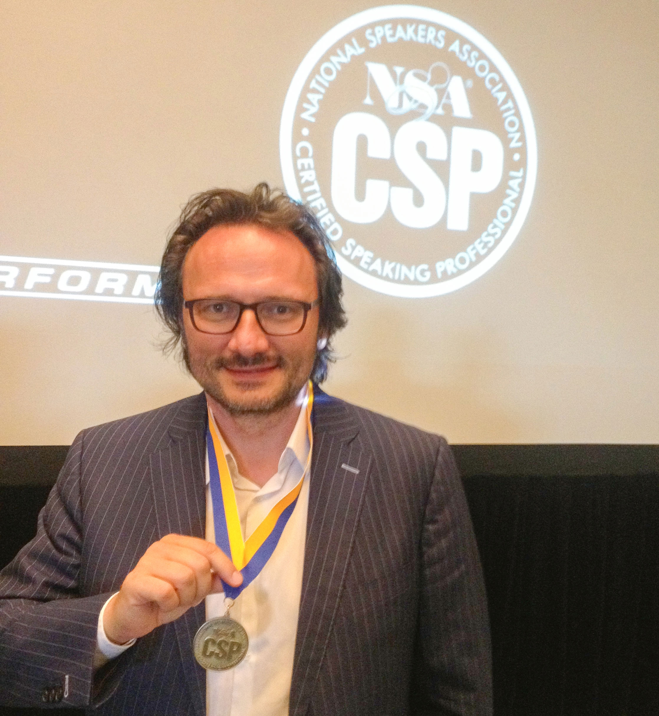 Peter Brandl erhält den Certified Speaking Professional Peter Brandl erhält den Certified Speaking Professional