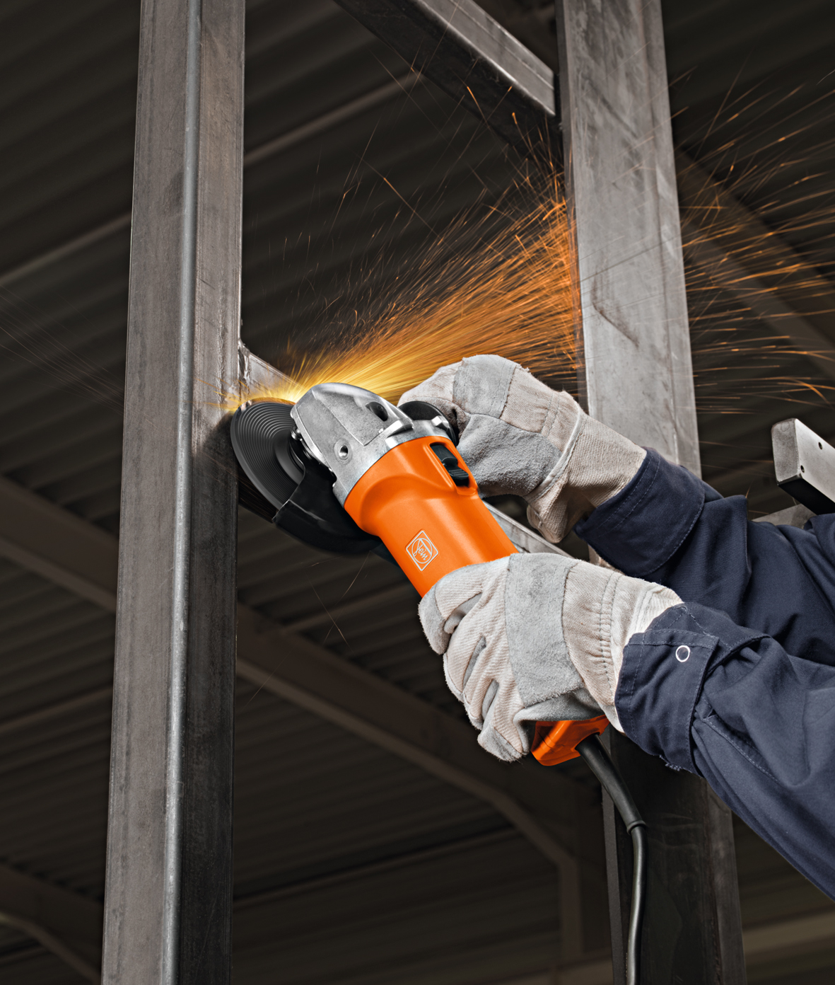 In der Industrie im Dauereinsatz: FEIN Compact-Winkelschleifer In der Industrie im Dauereinsatz: FEIN Compact-Winkelschleifer