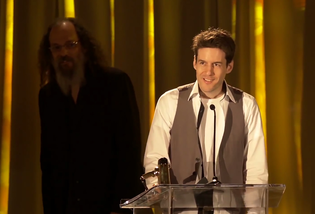 Daniel Scholz empfängt den Break Thru Mixer Award