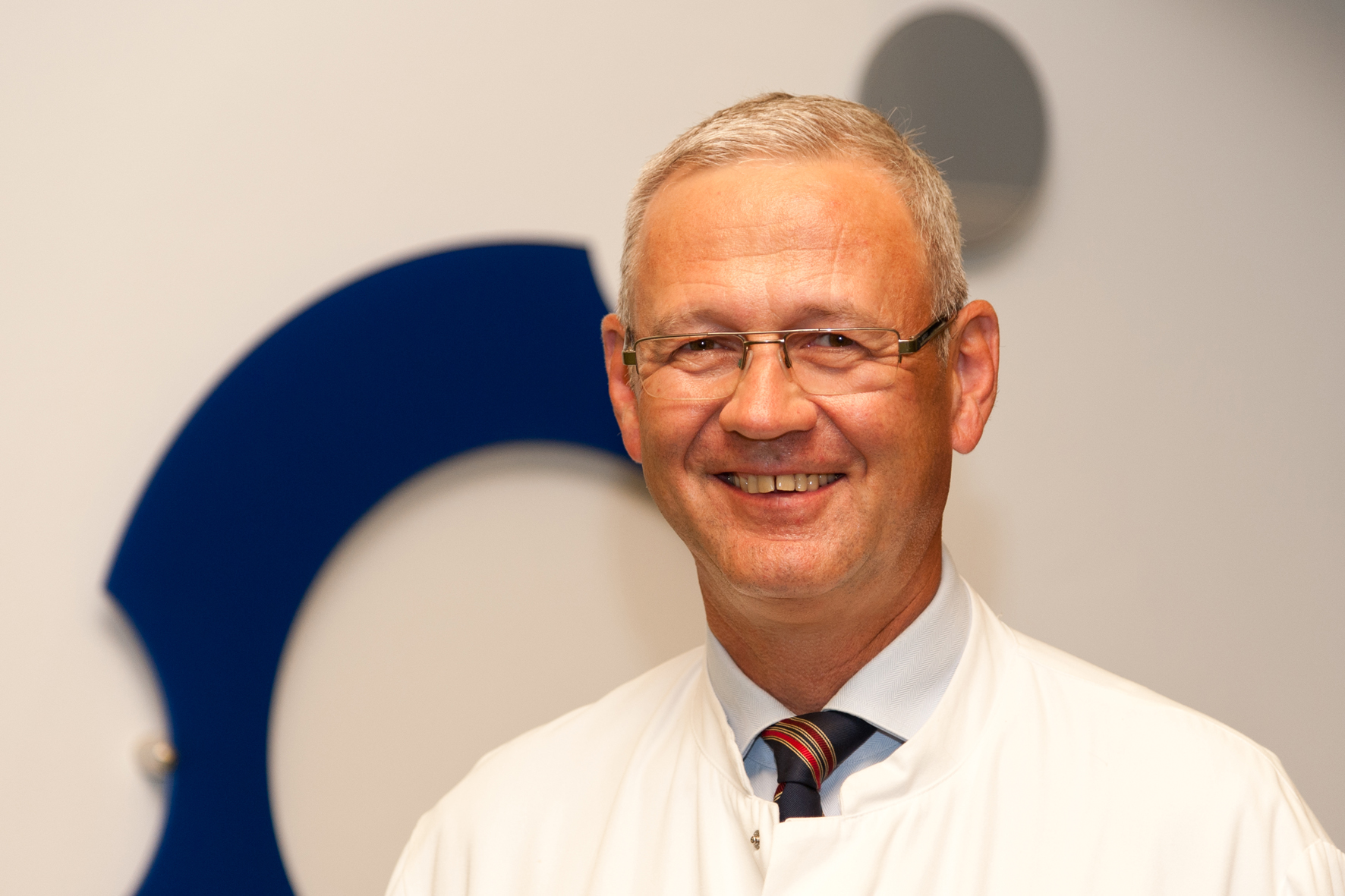 Priv.-Doz. Dr. Michael Wenzl, wurde jetzt der Professorentitel verliehen. Foto: Klinikum Ingolstadt Priv.-Doz. Dr. Michael Wenzl, wurde jetzt der Professorentitel verliehen. Foto: Klinikum Ingolstadt