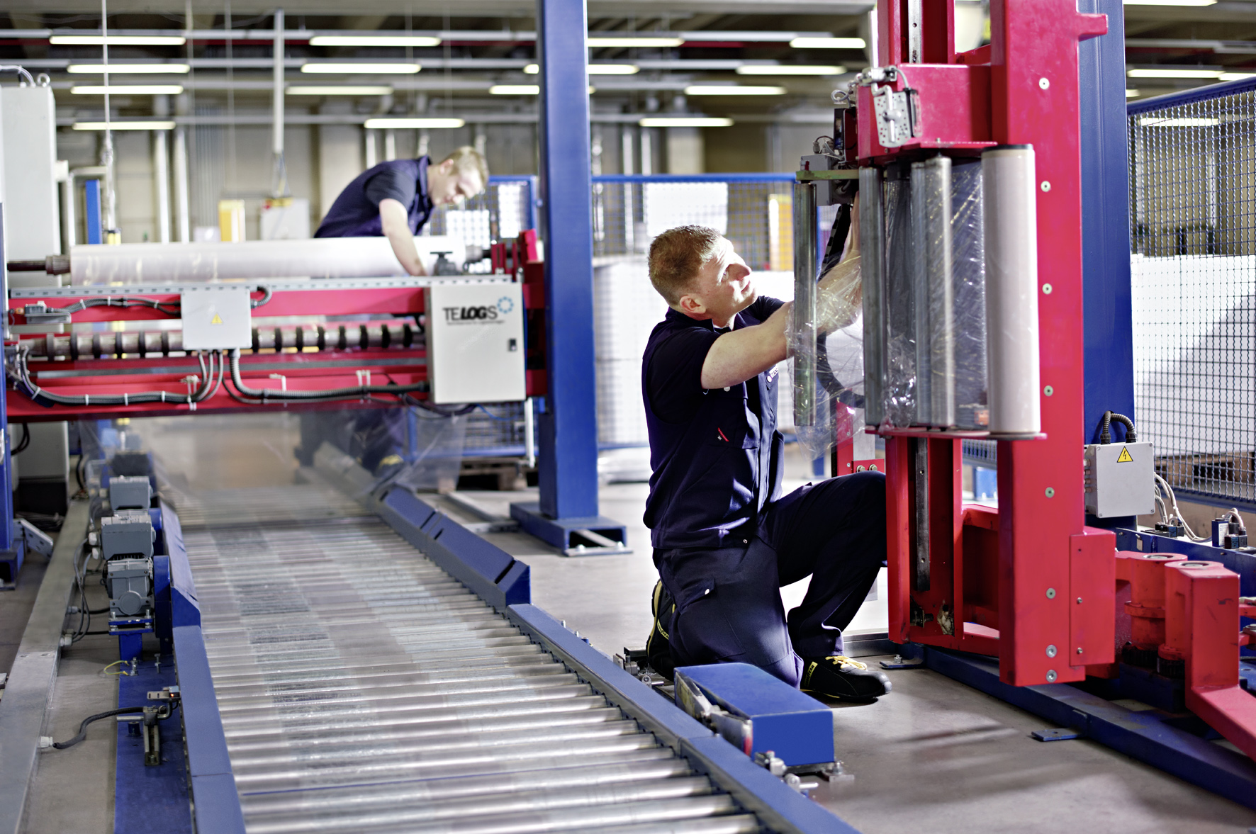 CMS-Techniker bei der Anlagenwartung CMS-Techniker bei der Anlagenwartung