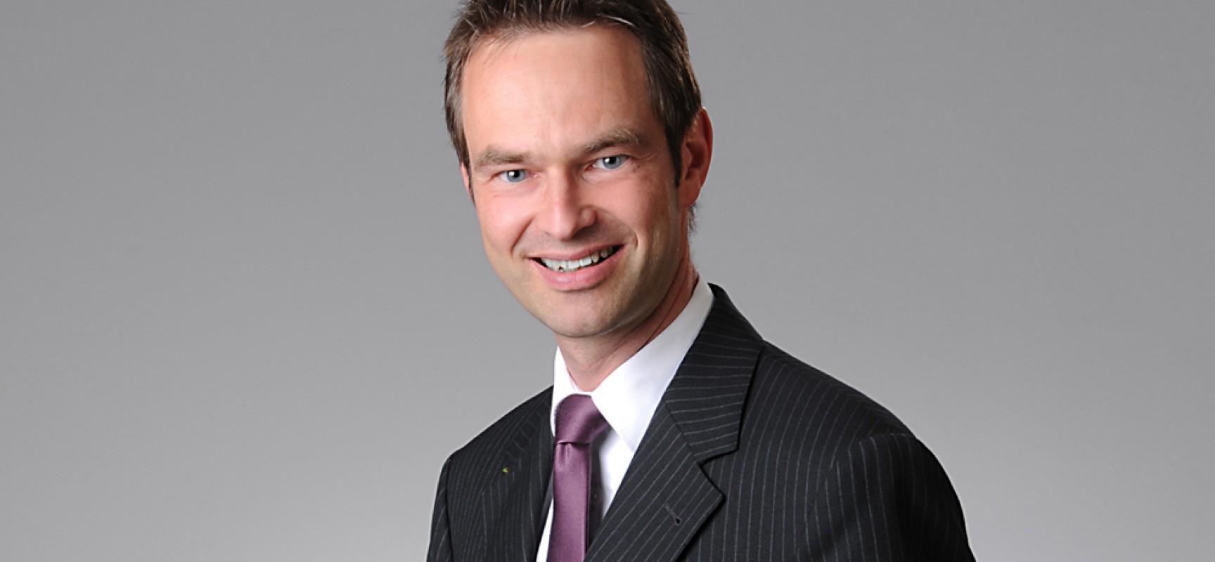 Stefan Hölscher Finanzberater und Fondsmanager Stefan Hölscher Finanzberater und Fondsmanager