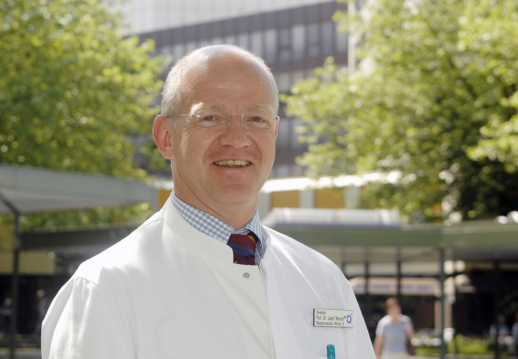 Prof. Dr. Josef Menzel konnte sich über eine hohe Auszeichnung freuen. Foto: Klinikum Ingolstadt Prof. Dr. Josef Menzel konnte sich über eine hohe Auszeichnung freuen. Foto: Klinikum Ingolstadt