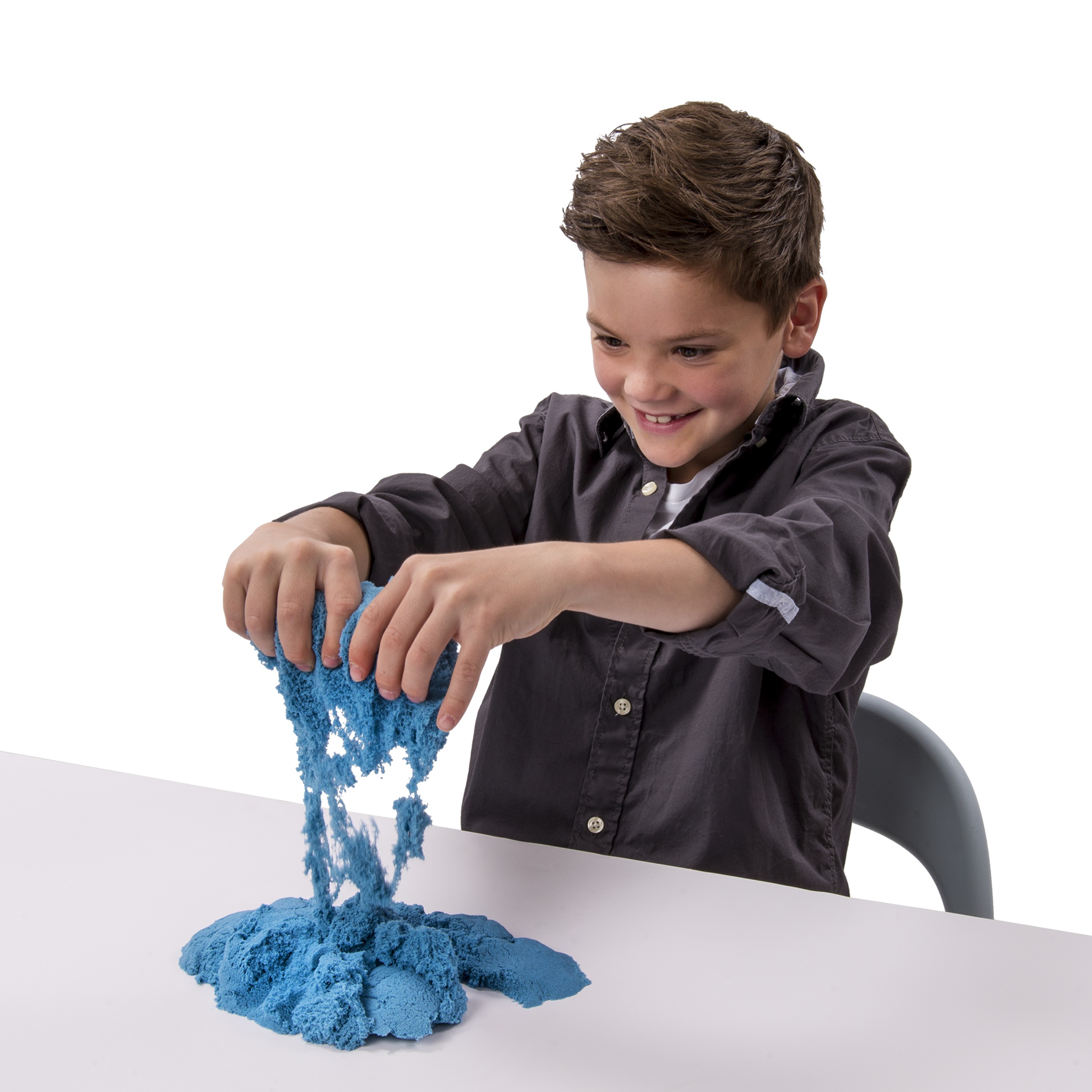 Kinetic Sand von Spin Master. Einmal mit ihm gespielt, will man ihn nicht mehr aus der Hand geben.