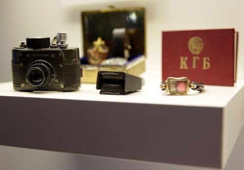 Ebenfalls Teil des Workshops: Eine Führung durch das TOP SECRET Spionagemuseum Ebenfalls Teil des Workshops: Eine Führung durch das TOP SECRET Spionagemuseum