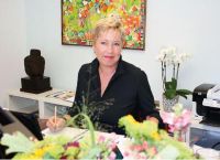 Ulrike Neelen im neuen Büro in der Herrenbruchstraße 7, Timmendorfer Strand