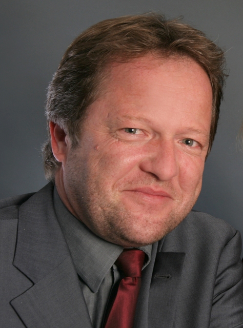 Dipl-Ing V. Di Giorgio