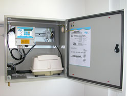 Schaltschrank der klärofix Kleinkläranlage ab sofort ausgestattet mit hydrocontrol Schaltschrank der klärofix Kleinkläranlage ab sofort ausgestattet mit hydrocontrol