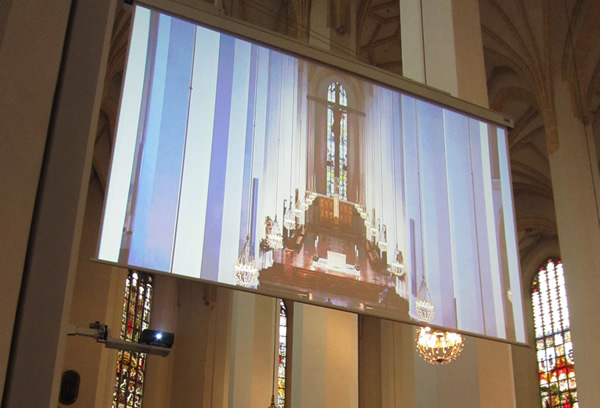 Panasonic Projektor-Lösung in der Münchner Frauenkirche