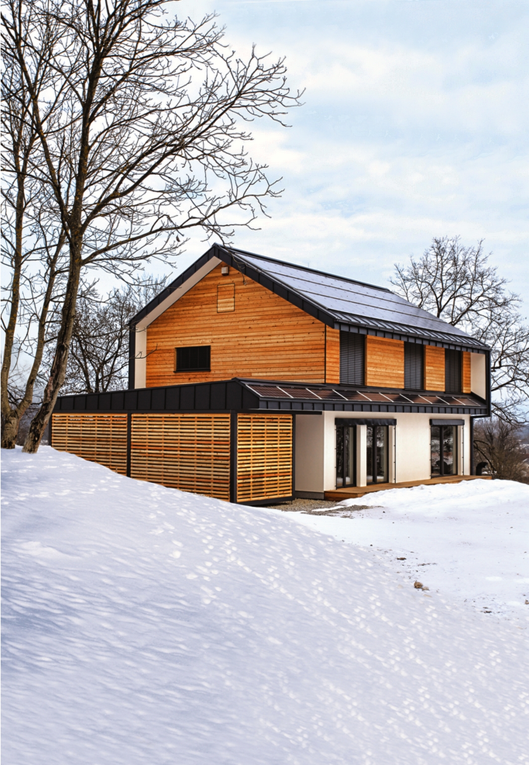 Auch wenn es draußen kalt ist, soll es im Eigenheim warm und gemütlich sein. (Foto: HANLO Haus) Auch wenn es draußen kalt ist, soll es im Eigenheim warm und gemütlich sein. (Foto: HANLO Haus)