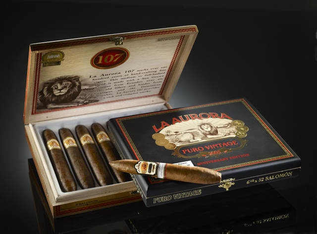 La Aurora Specials