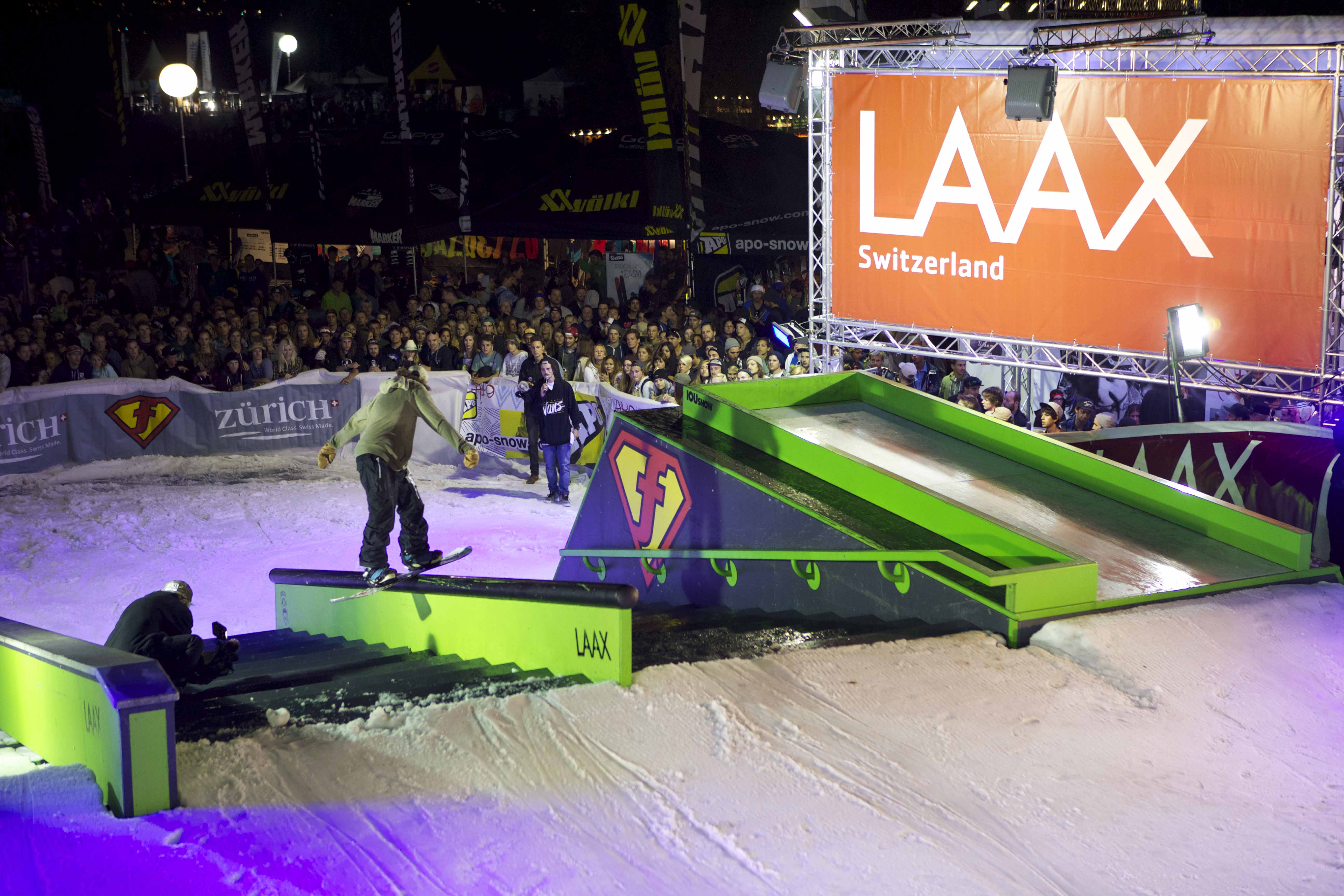 Freestyle-Action auf dem LAAX Urban Stairset