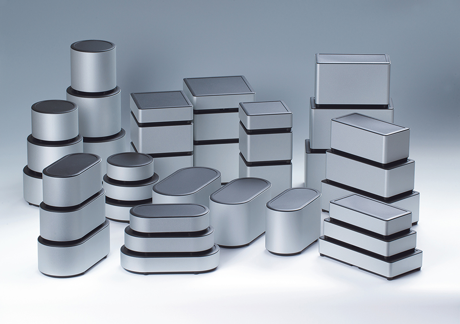 SYNERGY vereint die Vorteile von Kunststoff und Aluminium in einem einzigen Gehäusekonzept SYNERGY vereint die Vorteile von Kunststoff und Aluminium in einem einzigen Gehäusekonzept