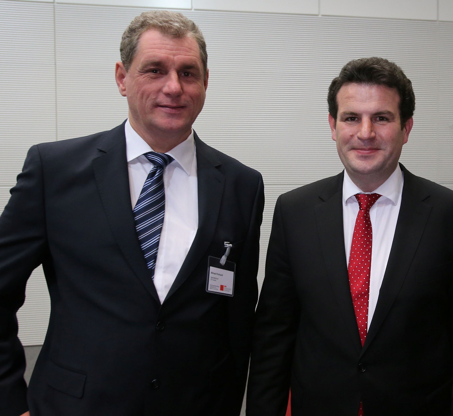 TDT-Geschäftsführer Michael Pickhardt mit Hubertus Heil TDT-Geschäftsführer Michael Pickhardt mit Hubertus Heil