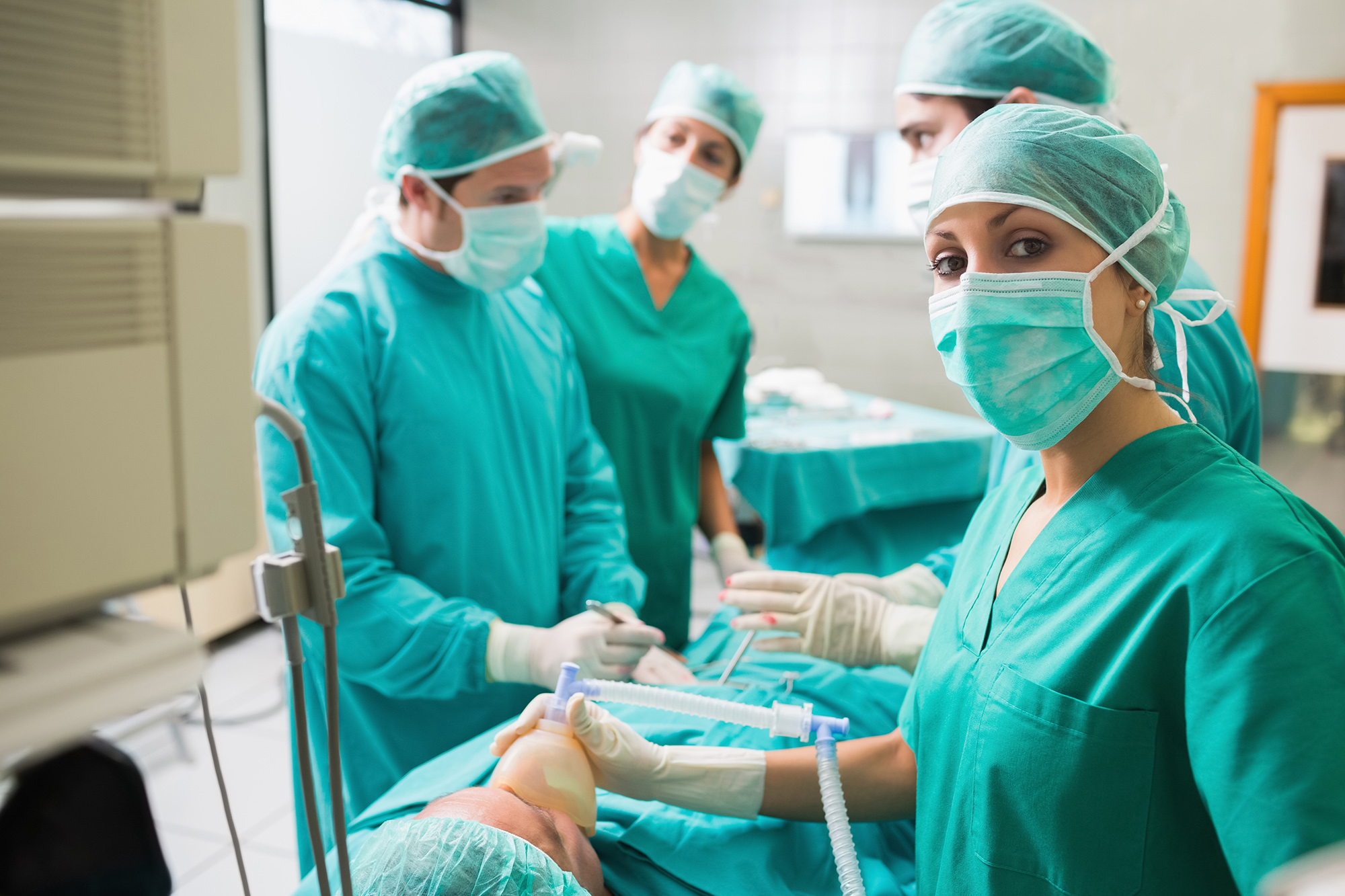 Narkosen als Patientenabsicherung bei operativen Eingriffen Narkosen als Patientenabsicherung bei operativen Eingriffen