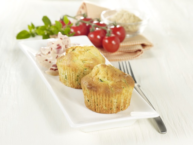 Die vegetarischen Zucchini-Muffins werden mit Hefeextrakt besonders herzhaft. www.hefeextrakt.info Die vegetarischen Zucchini-Muffins werden mit Hefeextrakt besonders herzhaft. www.hefeextrakt.info