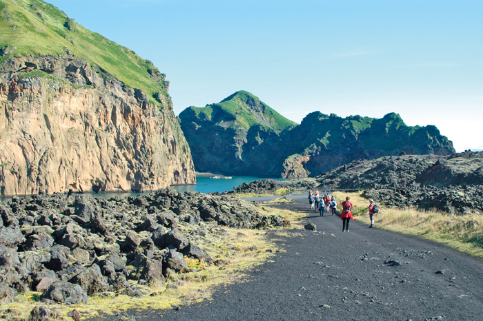 Die atemberaubende Landschaft Islands bietet den perfekten Rahmen, um den Kopf freizukriegen.