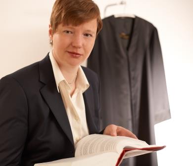 Rechtsanwältin Dr. Elke Scheibeler