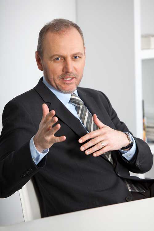 Professor Dr. Gerald Lembke, Duale Hochschule Baden-Württemberg Professor Dr. Gerald Lembke, Duale Hochschule Baden-Württemberg