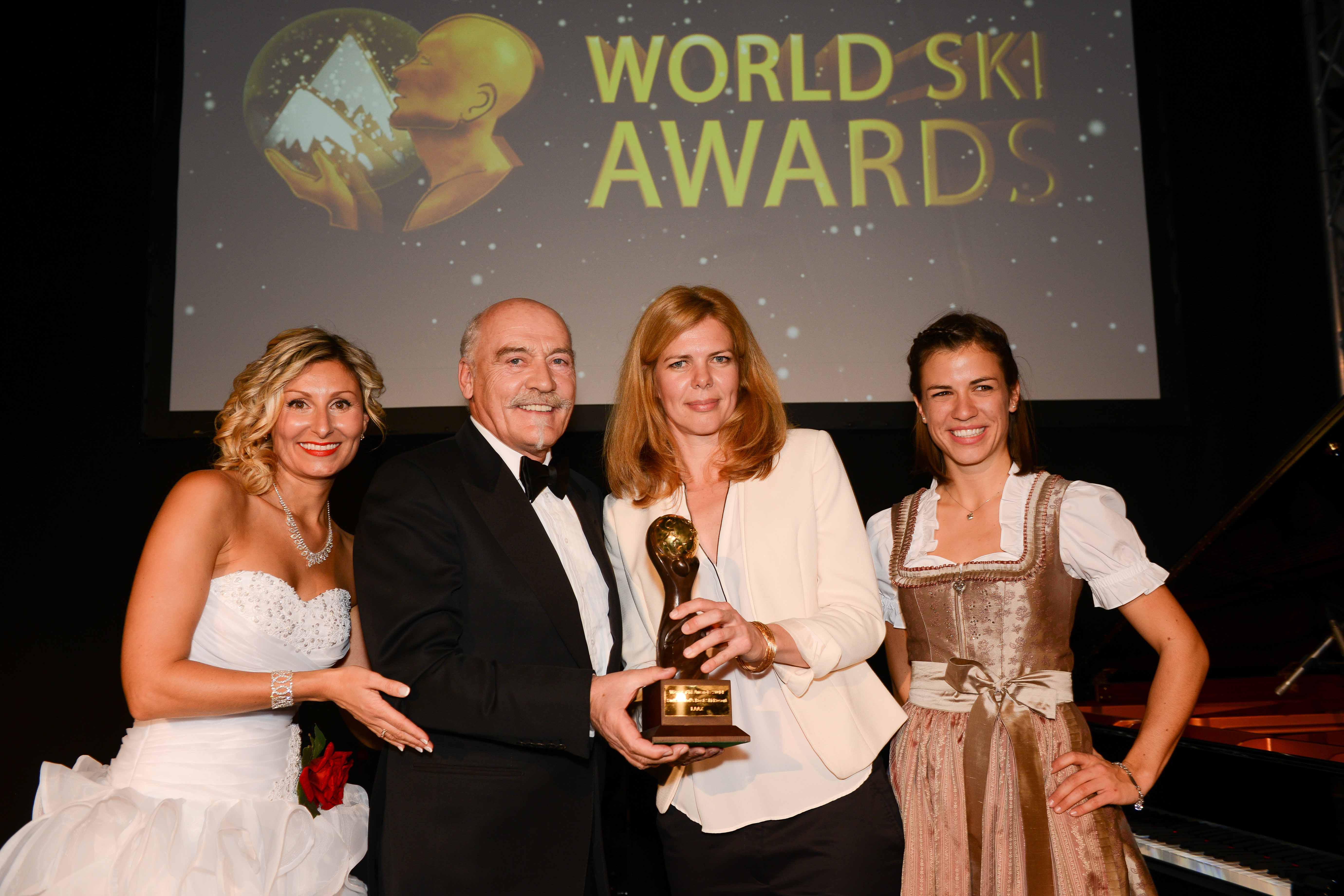 Reto Gurtner und Katja Kamps aus LAAX freuen sichüber ihren zweifachen Gewinn Reto Gurtner und Katja Kamps aus LAAX freuen sichüber ihren zweifachen Gewinn