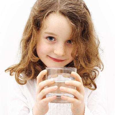 Wasser wird immer mehr zum Industrieprodukt. Naturwasser ist das beste Heilmittel. WESA-Wasser gibt Wasser wird immer mehr zum Industrieprodukt. Naturwasser ist das beste Heilmittel. WESA-Wasser gibt