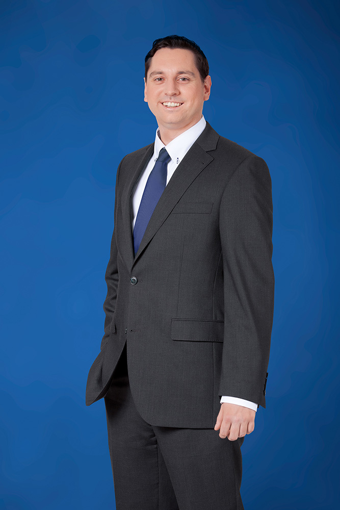 Am 1. Januar 2015übernimmt Roger Hohl die Leitung derösterreichischen Regionalairline InterSky. Am 1. Januar 2015übernimmt Roger Hohl die Leitung derösterreichischen Regionalairline InterSky.