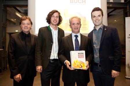vl. Verleger Günther Bucher, Autoren Daniel Reheis, Leo Pruimboom, Martin Rinderer, Foto: M.Shourot