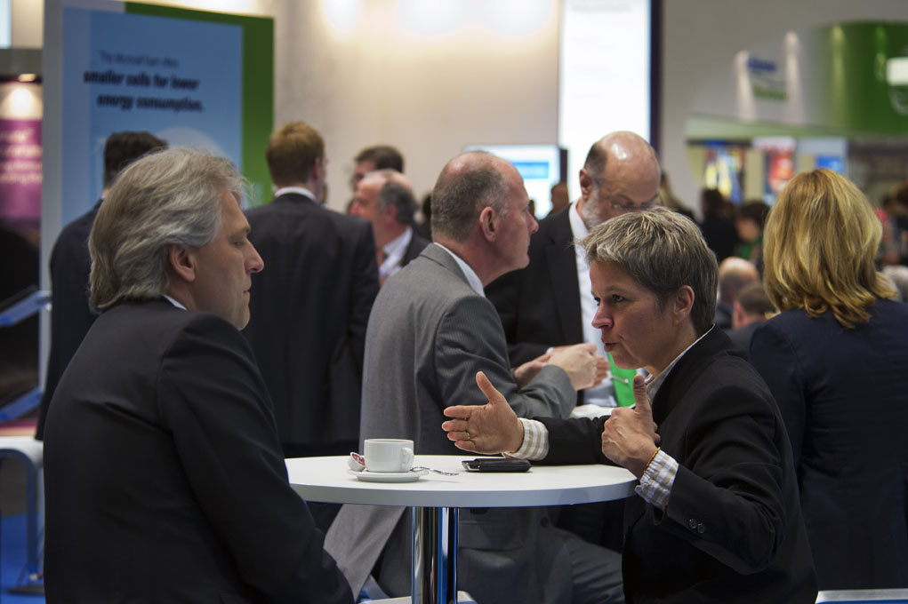 UTECH Kongress: Neuigkeiten aus Polyurethan-Forschung und Innovationen bei Material und Maschinen. ( UTECH Kongress: Neuigkeiten aus Polyurethan-Forschung und Innovationen bei Material und Maschinen. (
