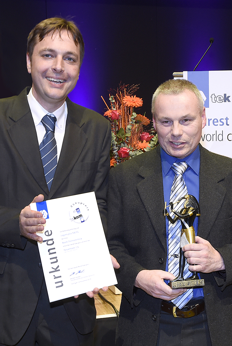 Thomas Scholz und Wolfgang Rösser von Bosch Thermotechnik bei der Preisverleihung am 11. November. Thomas Scholz und Wolfgang Rösser von Bosch Thermotechnik bei der Preisverleihung am 11. November.